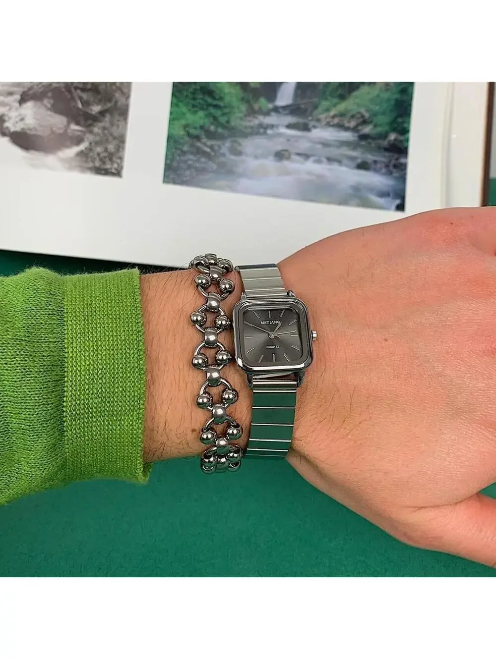 2000s Y2k style silver square watch. Classy sporty style watch. Stainless steel